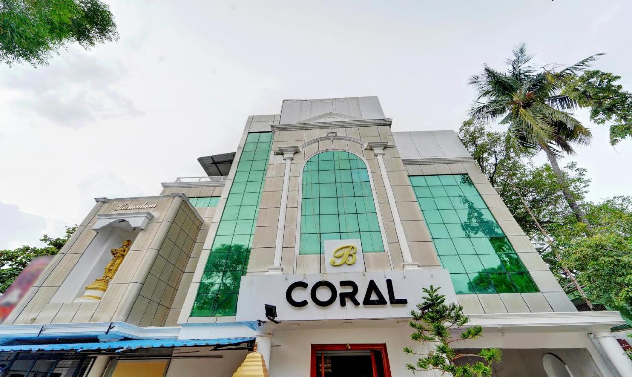 Treebo B Coral, 2 Km From Promenade Beach Hotel Пондичери Екстериор снимка