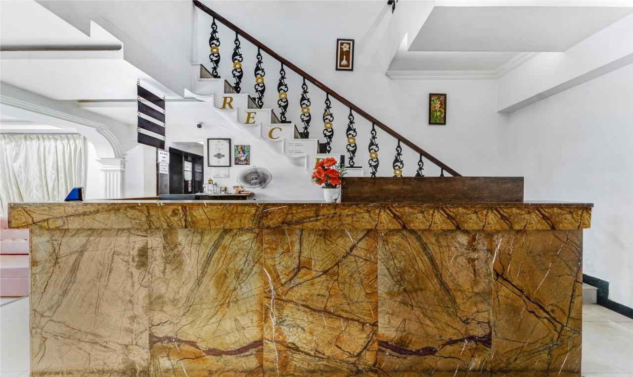 Treebo B Coral, 2 Km From Promenade Beach Hotel Пондичери Екстериор снимка