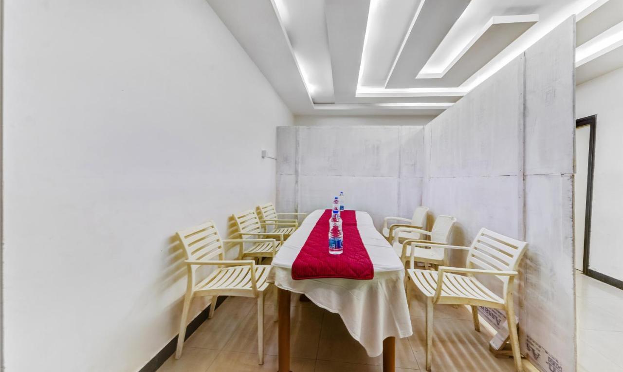 Treebo B Coral, 2 Km From Promenade Beach Hotel Пондичери Екстериор снимка
