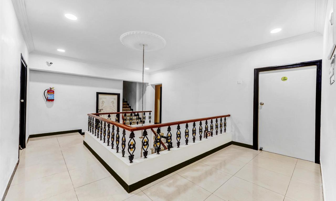 Treebo B Coral, 2 Km From Promenade Beach Hotel Пондичери Екстериор снимка